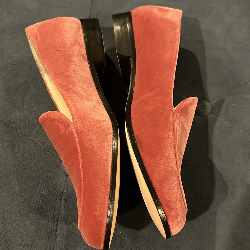 Bettye Muller NY Size 6 Soft Pink Regency Velvet Slip On Loafers Leather Sole - Picture 6 of 10